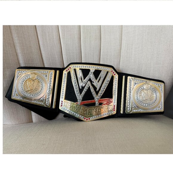 *DAMAGED* WWE 2012 wrestling title belt world Champion kid size costume cosplay - Picture 1 of 7